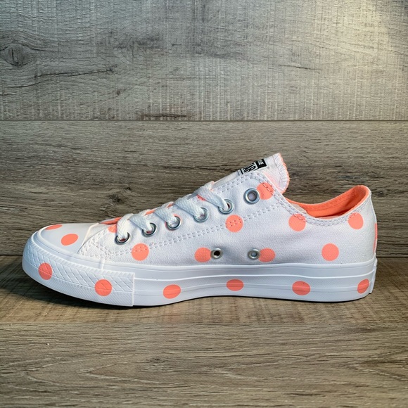 Converse CTAS Ox White Crimson Pulse Polka Dots - Picture 3 of 4